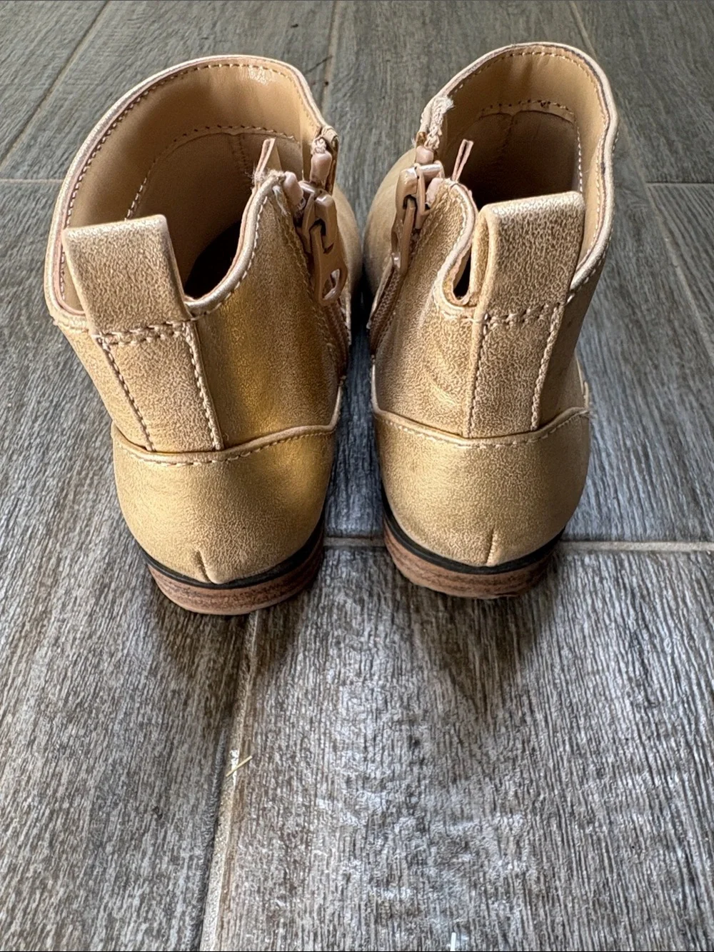 Cat & Jack Girls' Gold Metallic Ankle Boots